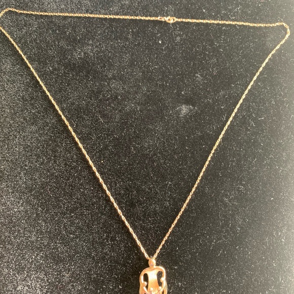 10Karat Gold Loving Family Pendant w 18” 10K Gold Chain - Picture 6 of 9